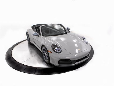 New 2026 Porsche 911 Carrera T image 36