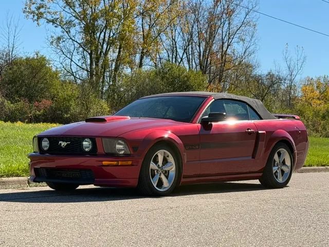 Used 2007 Ford Mustang GT Premium RWD image 11