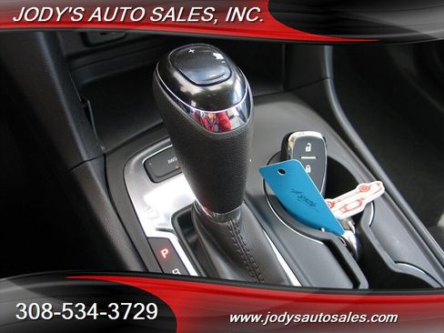 Used 2018 Chevrolet Equinox LS image 21