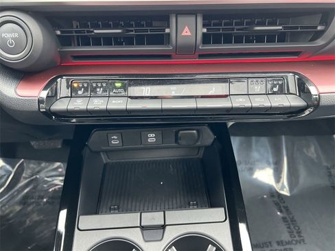 Used 2024 Toyota Prius Prime Premium image 20