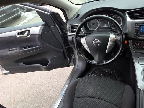 Used 2013 Nissan Sentra SR w/ Driver Pkg image 39