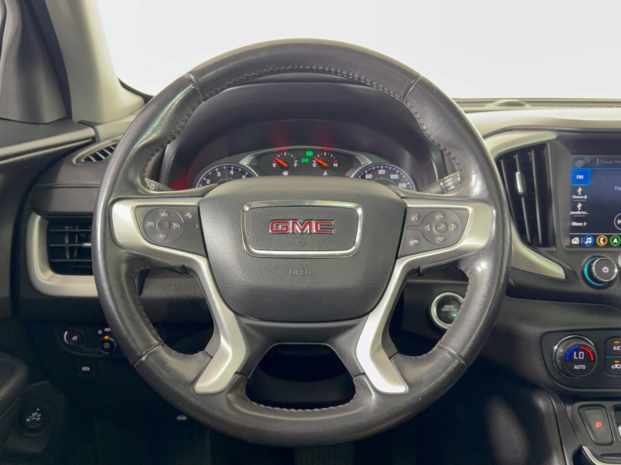 Used 2020 GMC Terrain SLE w/ Driver Convenience Package FWD image 10