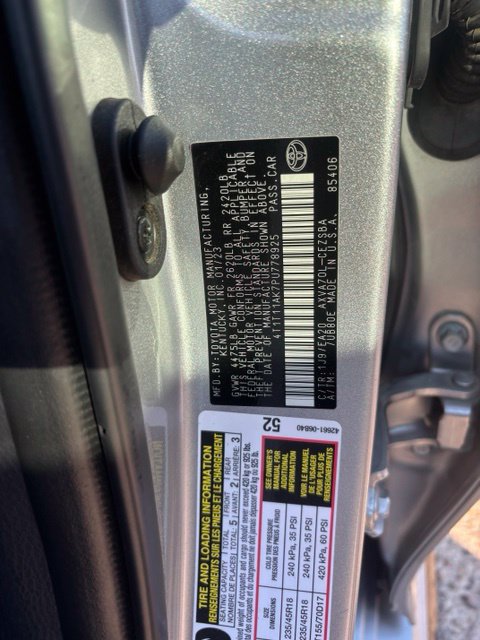 Used 2023 Toyota Camry SE w/ Convenience Package FWD image 17