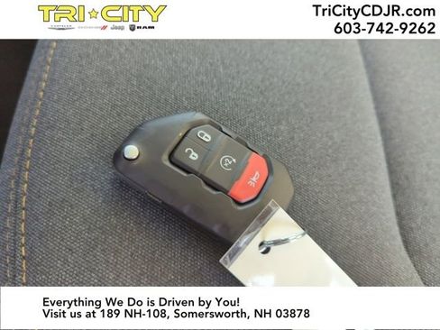 New 2026 Jeep Gladiator Willys image 16