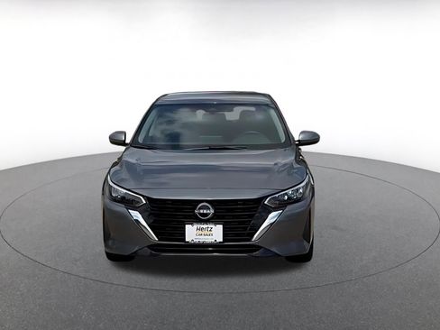 Used 2025 Nissan Sentra SV image 4