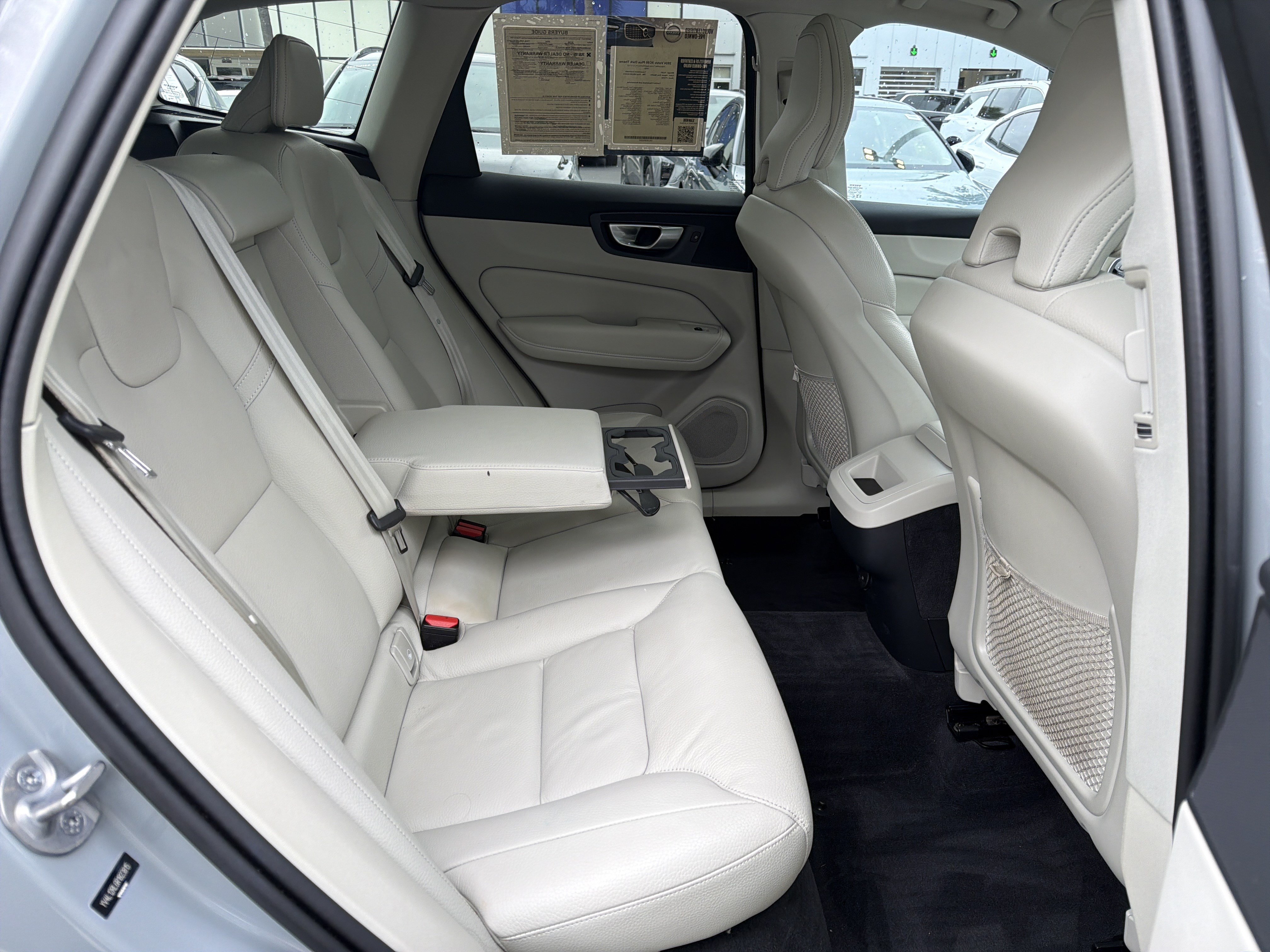 Used 2024 Volvo XC60 B5 Plus w/ Protection Package Premier AWD/4WD image 33