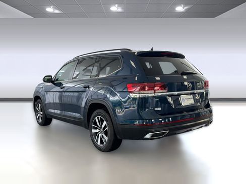 Used 2023 Volkswagen Atlas SE image 3
