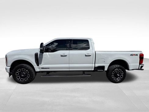 Used 2025 Ford F250 Platinum AWD/4WD image 15