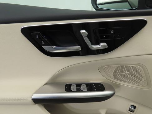 Certified 2025 Mercedes-Benz C 300 Sedan image 23