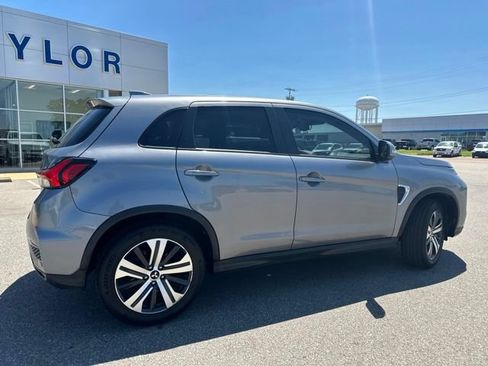 Used 2021 Mitsubishi Outlander Sport SE FWD image 17