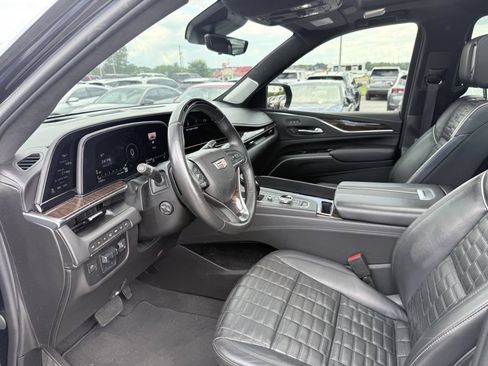 Used 2023 Cadillac Escalade ESV Sport Platinum AWD/4WD image 9