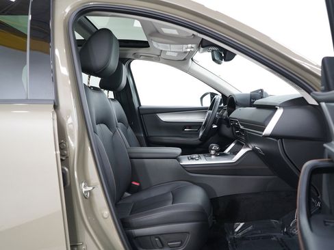 Certified 2025 MAZDA CX-70 Plug-In Hybrid w/ Premium Pkg image 10