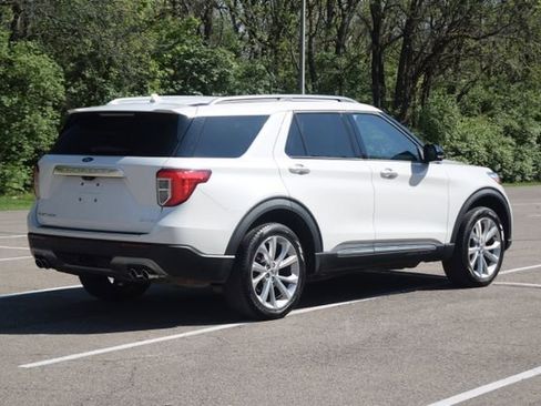 Used 2023 Ford Explorer Platinum w/ Technology Package AWD/4WD image 29