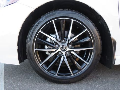 Certified 2023 Toyota Camry SE image 6