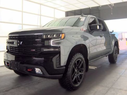 Used 2022 Chevrolet Silverado 1500 LT Trail Boss w/ LT Trail Boss Premium Package AWD/4WD image 1
