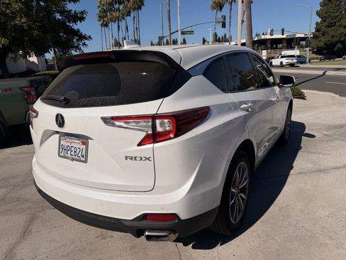 Used 2023 Acura RDX FWD w/ Technology Package image 5