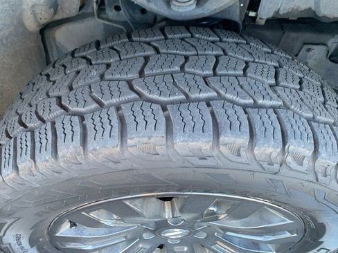 Used 2017 Nissan Titan Platinum Reserve image 8