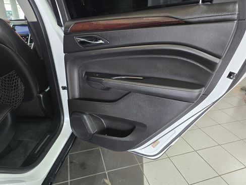 Used 2015 Cadillac SRX Luxury w/ Driver Awareness Package image 15