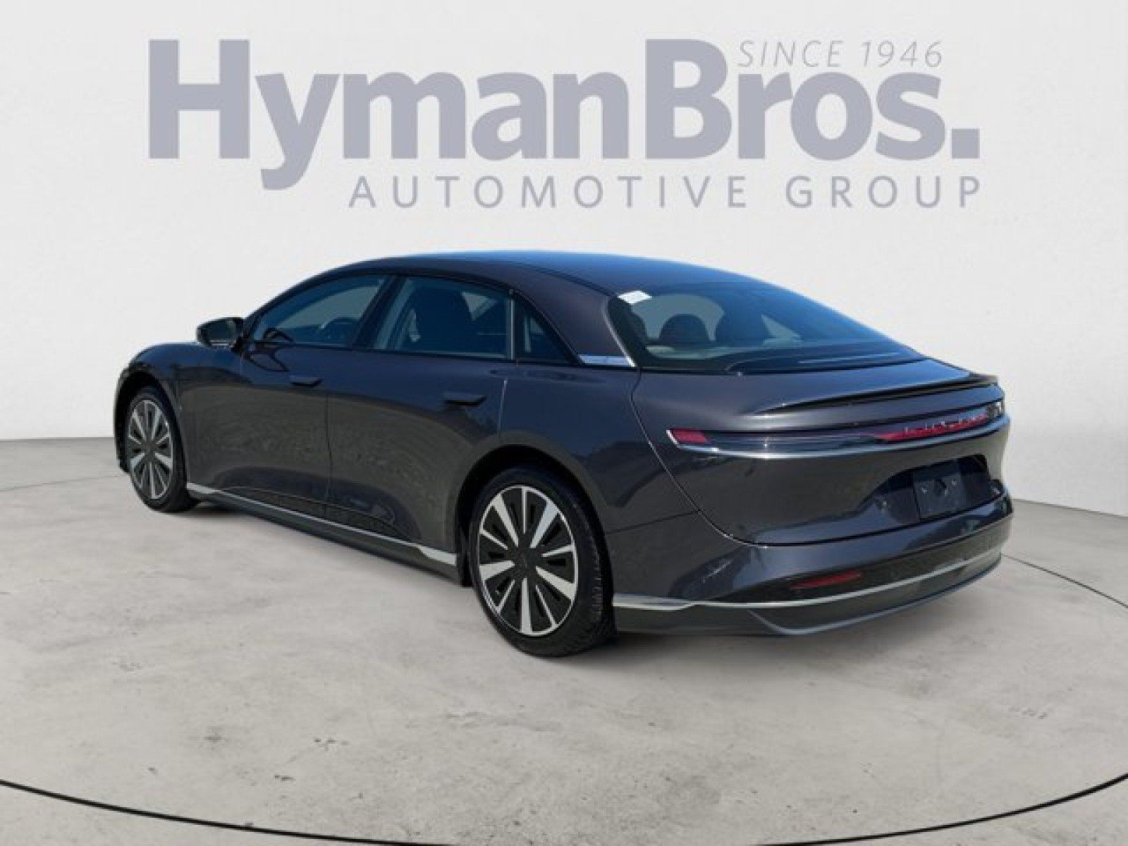 Used 2024 Lucid Air Pure RWD image 5