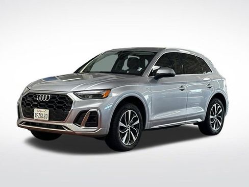 Used 2023 Audi Q5 2.0T Premium w/ Convenience Package image 9