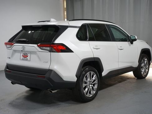 Used 2024 Toyota RAV4 XLE Premium image 8
