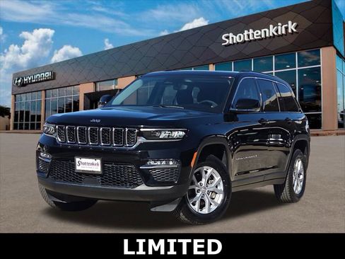 Used 2023 Jeep Grand Cherokee Limited image 1