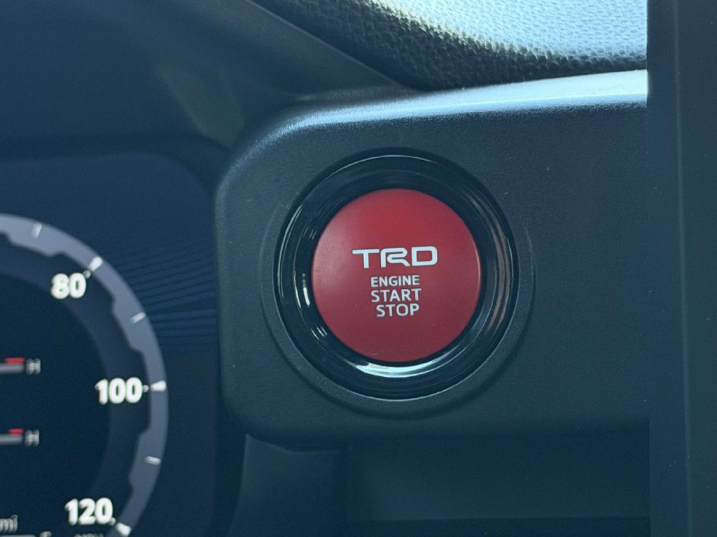 Certified 2026 Toyota Tacoma TRD Off-Road AWD/4WD image 9