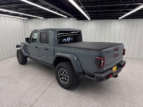New 2025 Jeep Gladiator Rubicon image 4