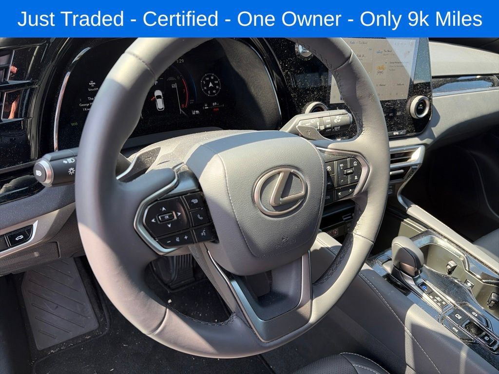 Used 2025 Lexus RX 350 FWD w/ Technology Package image 14
