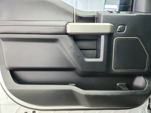 Used 2017 Ford F150 Raptor w/ Equipment Group 802A Luxury AWD/4WD image 27