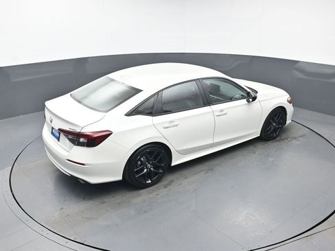 Used 2025 Honda Civic Sport image 35