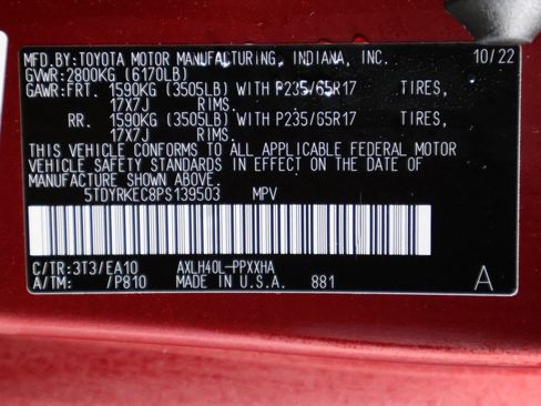 Used 2023 Toyota Sienna XLE image 45