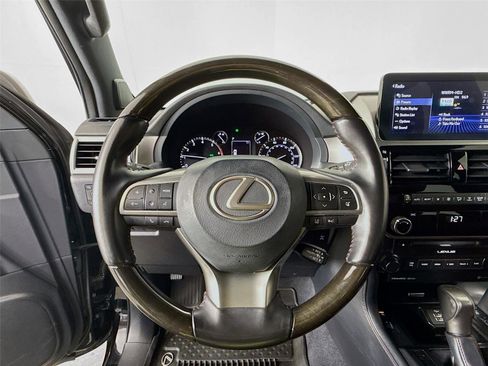 Used 2023 Lexus GX 460 Premium image 11