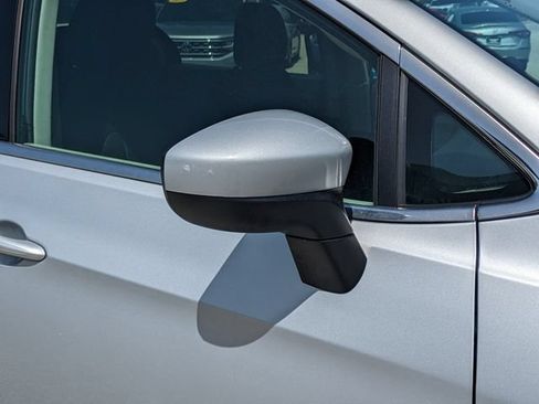 Used 2022 Chrysler Voyager LX FWD image 12