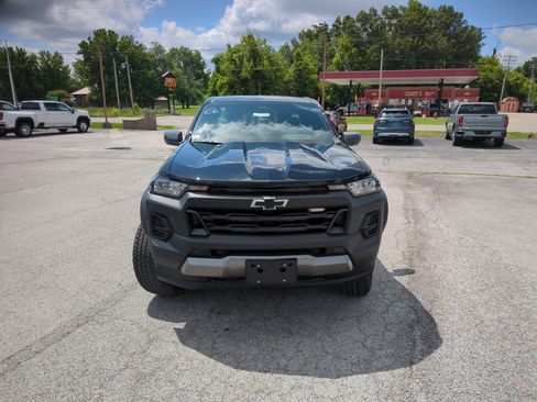 New 2025 Chevrolet Colorado Trail Boss image 2