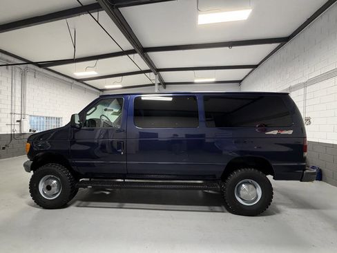 Used 2006 Ford E-350 and Econoline 350 XL image 9