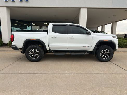 Used 2024 GMC Canyon AT4X AWD/4WD image 7