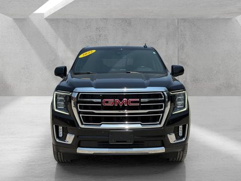 Used 2022 GMC Yukon SLT w/ SLT Premium Package AWD/4WD image 2
