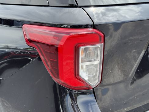 Certified 2022 Ford Explorer ST w/ Equipment Group 401A AWD/4WD image 11