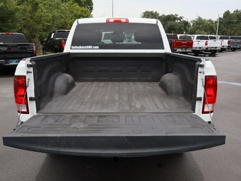 Used 2022 RAM 1500 Classic SLT w/ Electronics Group AWD/4WD image 23
