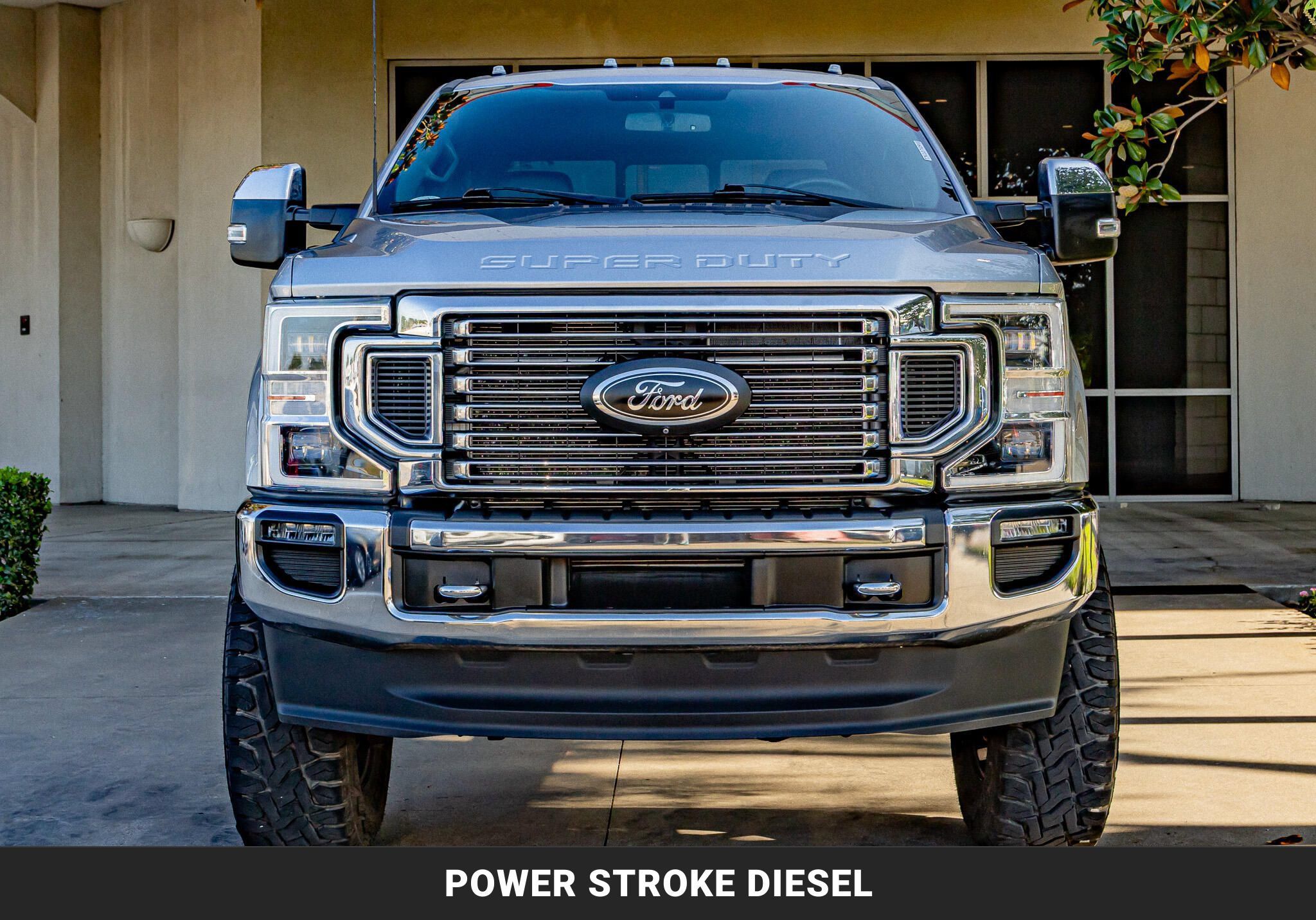 Used 2022 Ford F350 Lariat w/ Lariat Ultimate Package AWD/4WD image 3