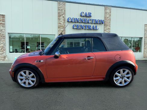 Used 2006 MINI Cooper S image 2