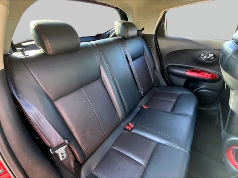 Used 2012 Nissan Juke SL FWD image 18