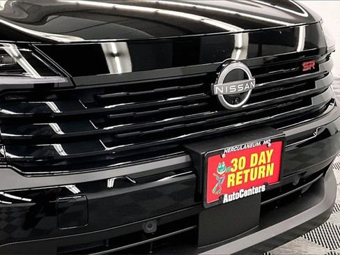 New 2026 Nissan Kicks SR image 14