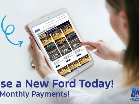 Used 2025 Ford F150 Lightning XLT image 14