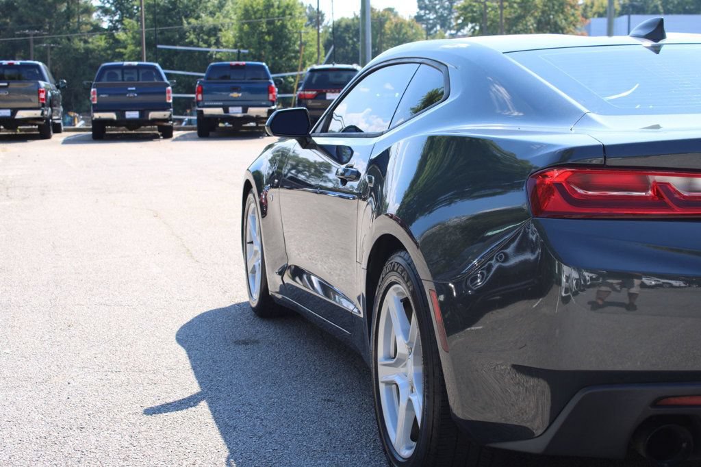 Used 2016 Chevrolet Camaro LT RWD image 31
