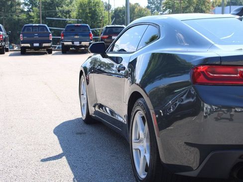 Used 2016 Chevrolet Camaro LT RWD image 31
