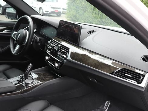 Used 2022 BMW 540i w/ M Sport Package RWD image 45