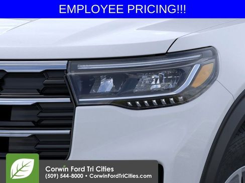 New 2026 Ford Explorer Active AWD/4WD image 18