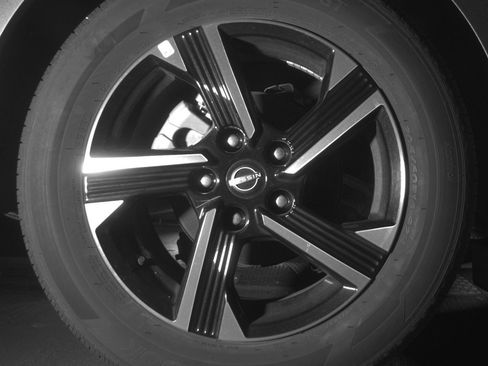 Used 2025 Nissan Sentra SV image 15